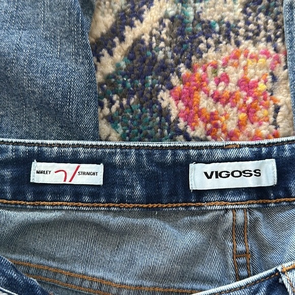 Vigoss Medium Wash Whiskered High Rise Stretch Denim Marley Straight Jeans sz 16 - Picture 7 of 9